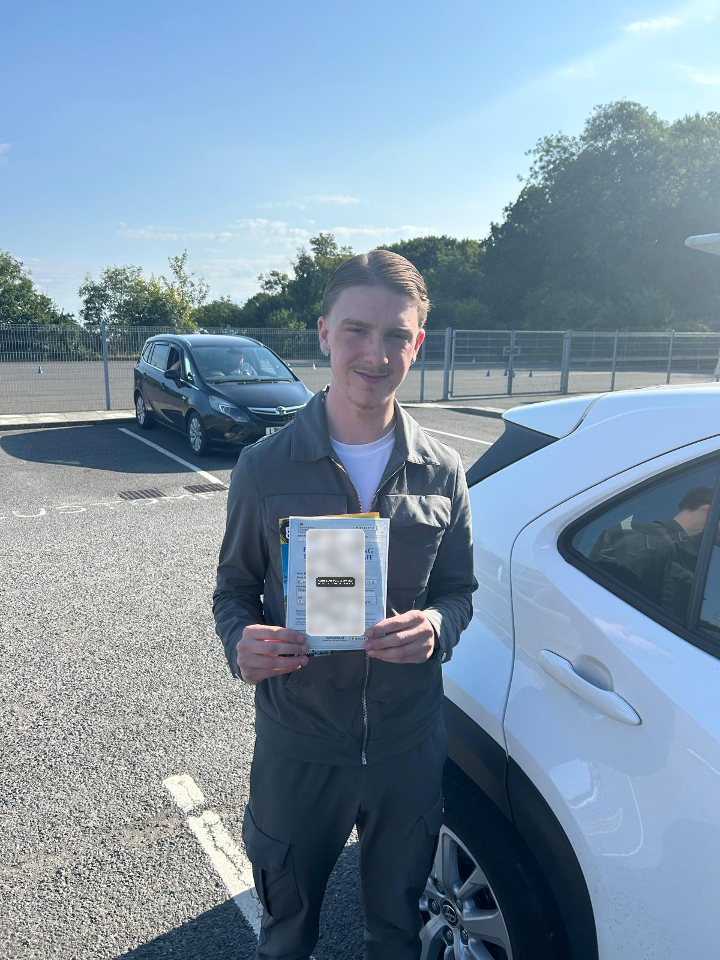 Passed learner holding a privacy-protected practical driving test certificate